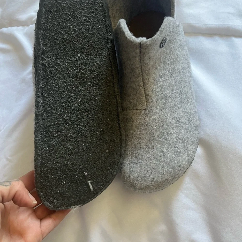 Cozy Gray Wool Slippers - Picture 2 of 3